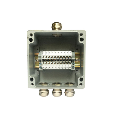 3 Wege wasserdichte Aluminium-Verteilschachtel mit PT2.5 Din Bahnterminalblöcken 120*120*82mm