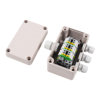 IP65 Wasserdichte Kabel-Kreuzung Box 80*130*70mm mit UK2.5B Din Rail Terminal Blöcke 1 in 3 aus