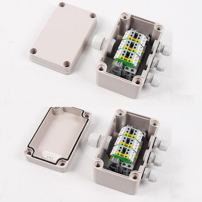 IP65 Wasserdichte Kabel-Kreuzung Box 80*130*70mm mit UK2.5B Din Rail Terminal Blöcke 1 in 3 aus