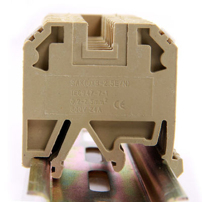 Schraubzwinge-Verteiler 800V 24A der Hutschiene-SAK-2.5EN/JXB-2.5/35