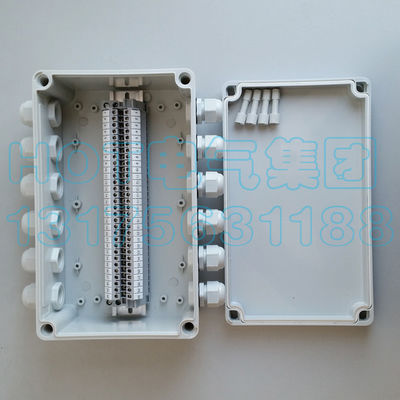 Elektrischer Einschließungs-Rohr-Anschlusskasten 250*150*200mm mit UK2.5B-Lärm-Schienen-Verteilern