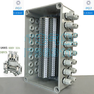 Elektrischer Einschließungs-Rohr-Anschlusskasten 250*150*200mm mit Schienen-Verteilern 600V 32A des Lärm-UKK5